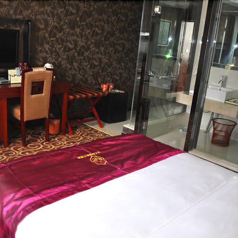 Хуанган: Huazhidu International Hotel