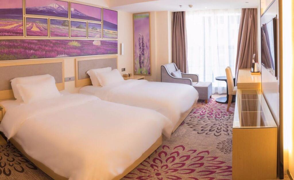 Лучжоу: Lavande Hotel Luzhou Jiale Century City