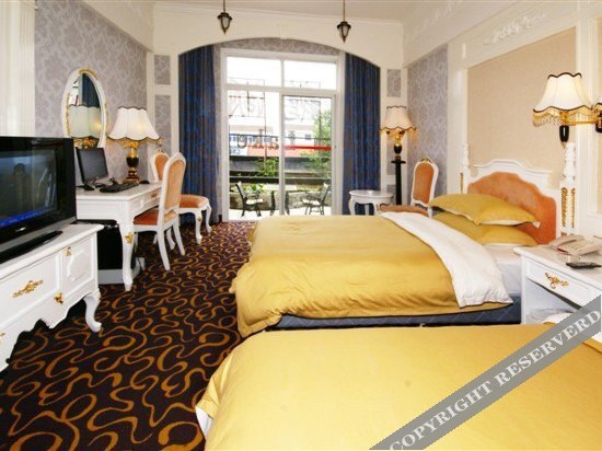 Чандэ: Swan Lake International Hotel
