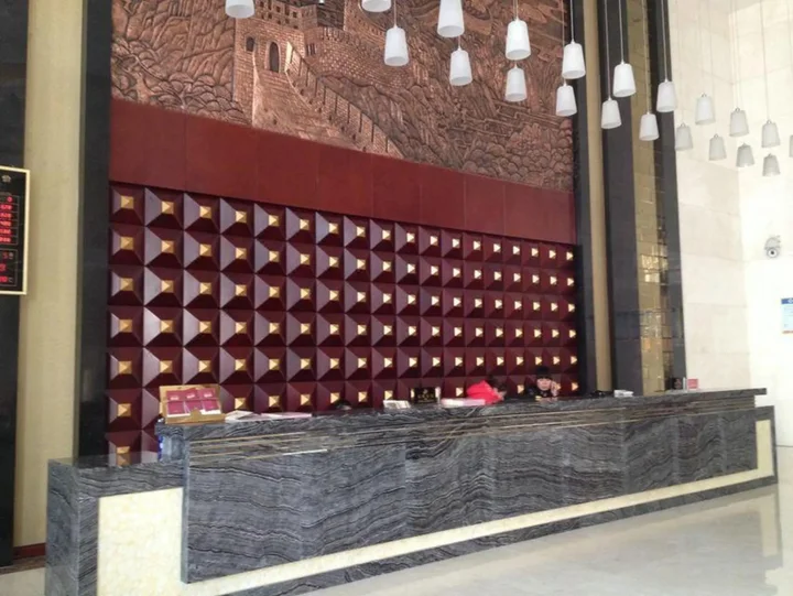 Джин-Чжоу: Zhong Yuan International Hotel