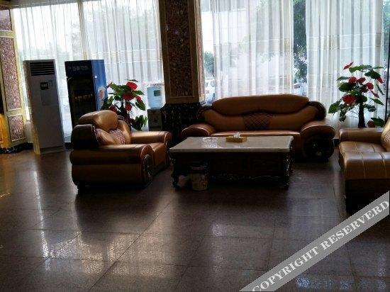 Янгиианг: Tianlong Hotel