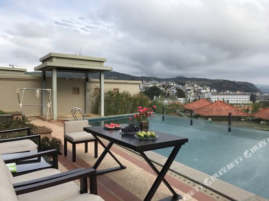 Юйси: Hejianji Holiday Hotel
