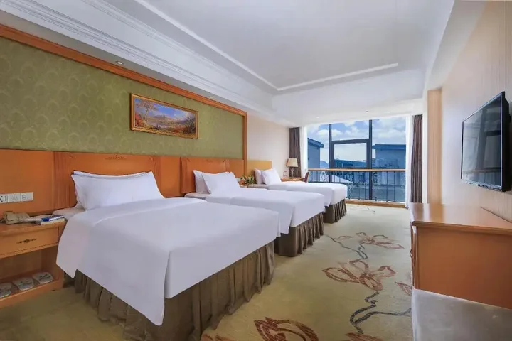 Гуйлинь: Vienna Hotel Guilin Wanfu Square Branch