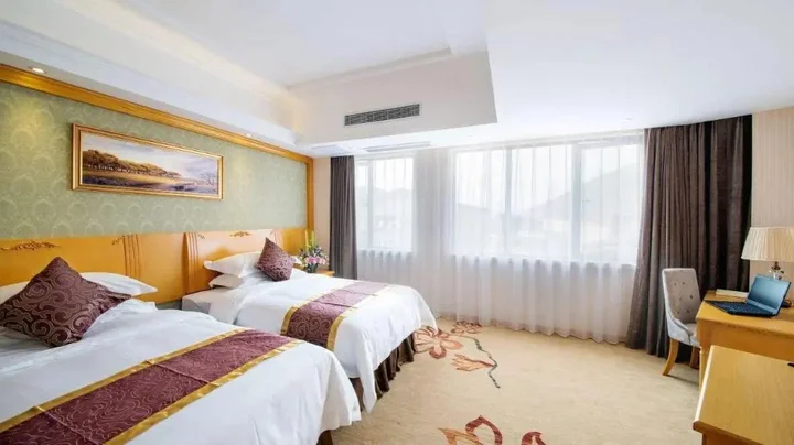 Гуйлинь: Vienna Hotel Guilin Wanfu Square Branch
