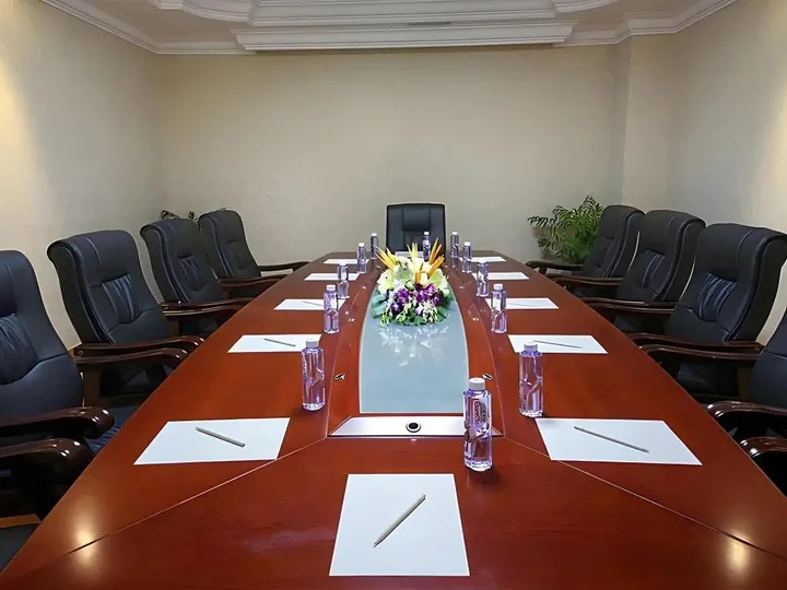Гуйлинь: Vienna Hotel Guilin Wanfu Square Branch