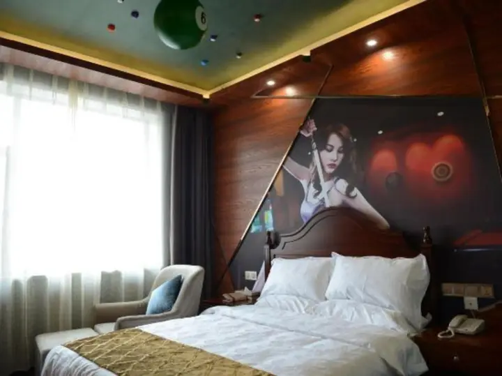 Байинь: Jiatai Business Hotel