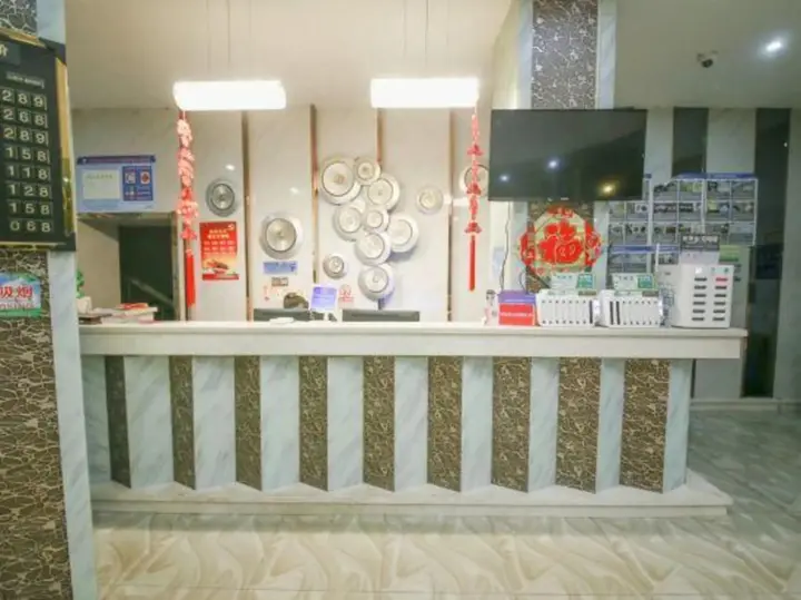 Байинь: Jiatai Business Hotel