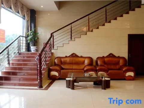 Хойчжоу: Xianglong Business Hotel