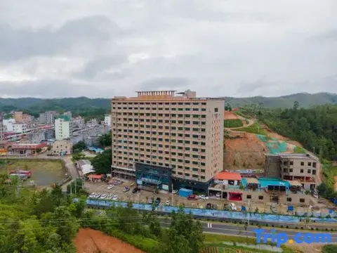 Хейан: Fuyingmen Hot Spring Hotel