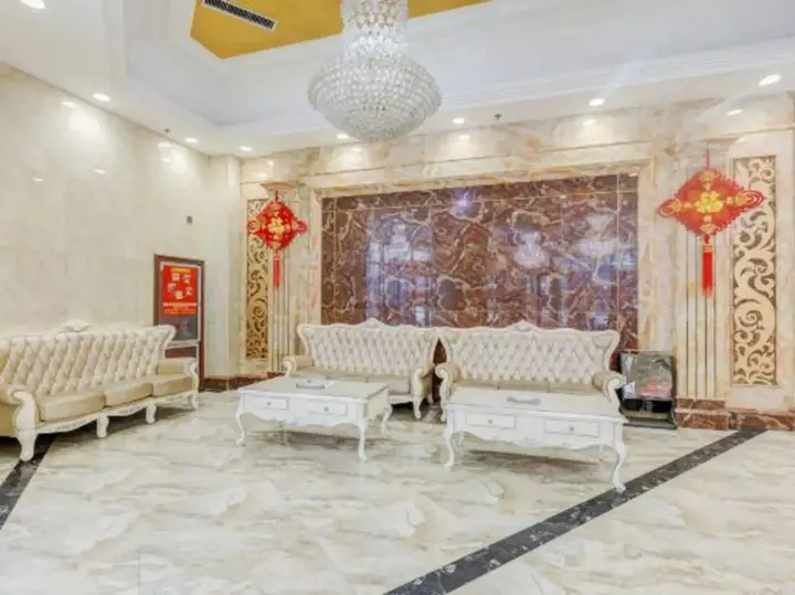 Линьи: Lanling Longzhimeng Hotel