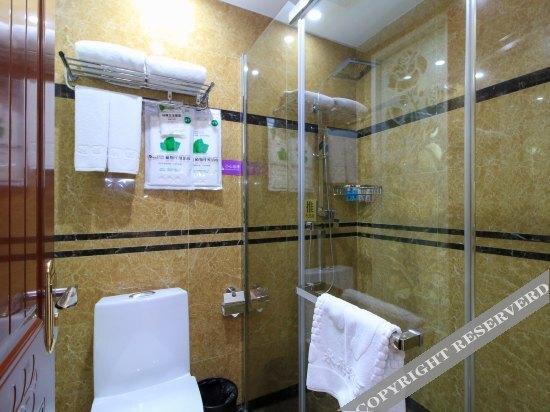 Дунъян: Yong Li Hotel