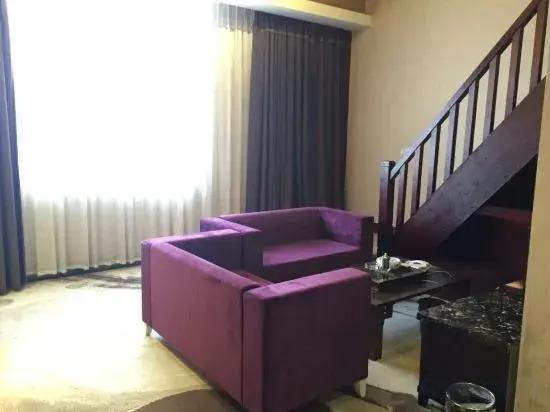 Яншо: Jingshuixinchao Hotel