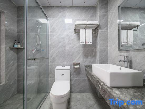 Наньнин: zheng dujd Hostel