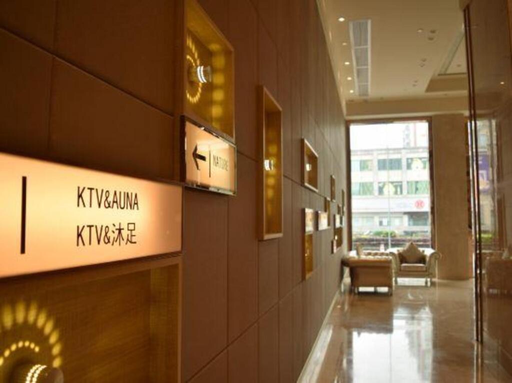 Чжуншань: Petrus Hotel