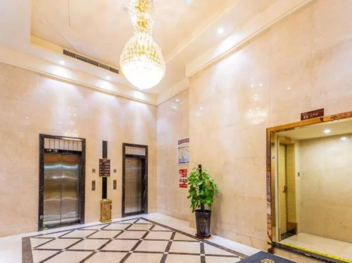 Чжуншань: Petrus Hotel