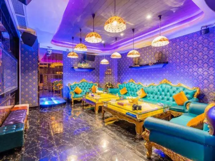 Чжуншань: Petrus Hotel