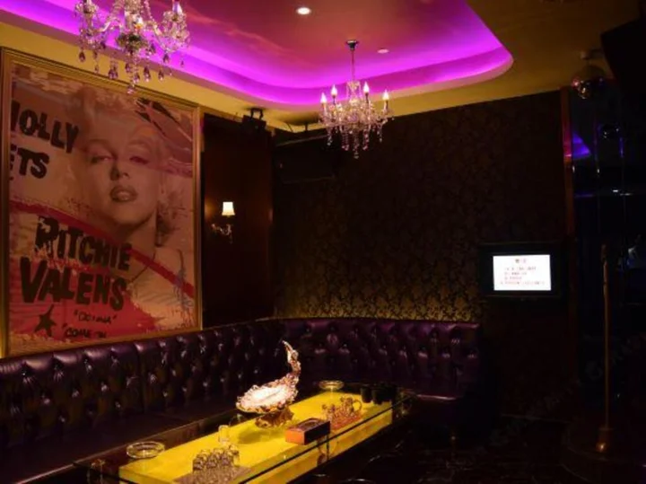 Чжуншань: Petrus Hotel