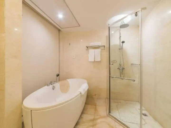 Яньчэн: Linhai International Hotel