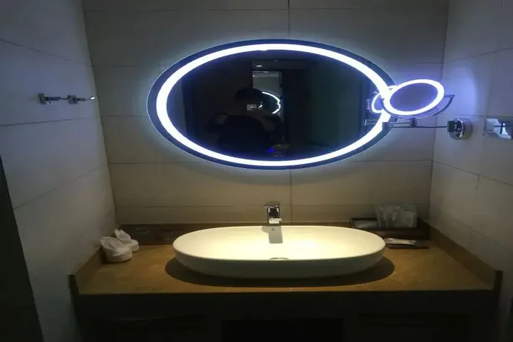 Ухань: Lavande Hotel (Wuhan Optical Valley Chuxiong Avenue)