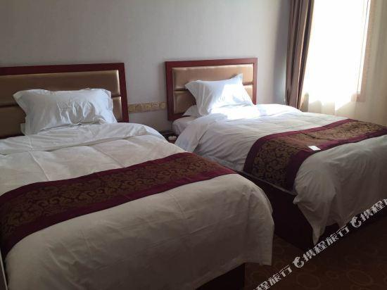 Баоцзи: Yijia Hotel