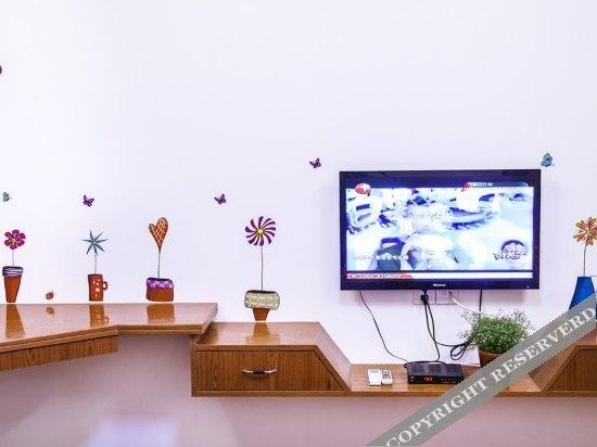 Цзясинь: Xitang Xiaocheng Chunse Hostel