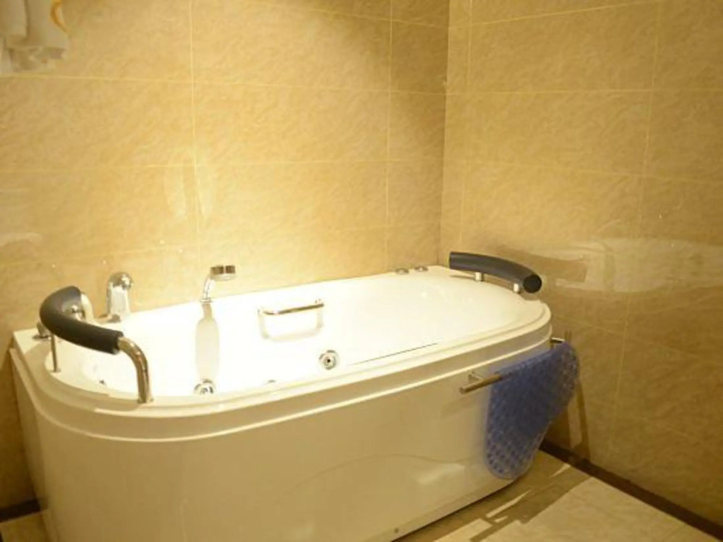 Джин-Чжоу: Meiyuan Hotel