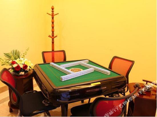 Хойчжоу: Huizhou Boerni Aparthotel