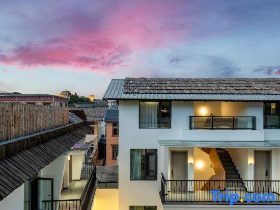Шангри-Ла: Shangri-La Lisi Man guishi gong yang Homestay