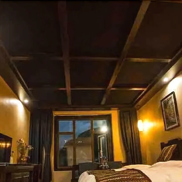 Шангри-Ла: Shangri-La Lisi Man guishi gong yang Homestay