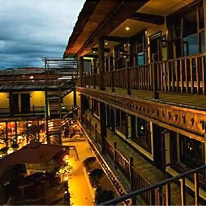 Шангри-Ла: Shangri-La Lisi Man guishi gong yang Homestay