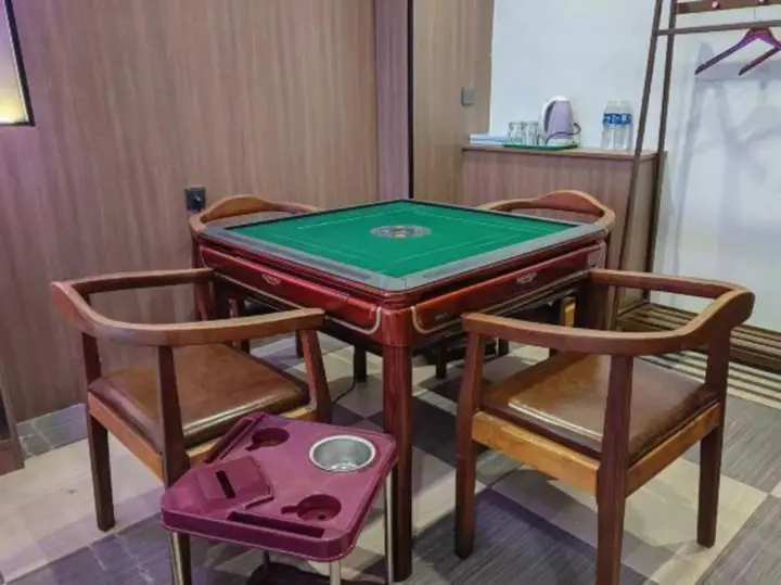 Хэфэй: Aimeite Hotel(Hefei Baishuiba Xintiandi)