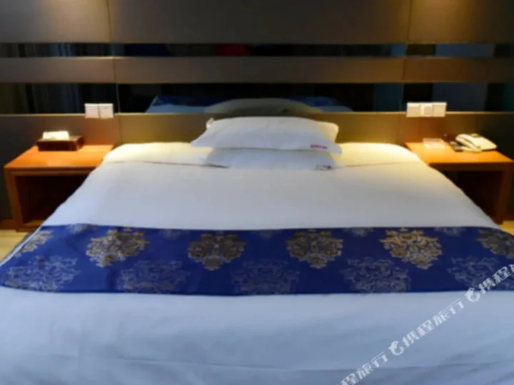 Тайчжоу: Pebble Motel (West Jianshe Road, Xianju)