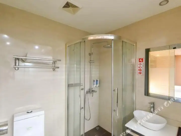 Тайчжоу: Pebble Motel (West Jianshe Road, Xianju)