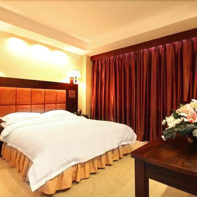 Хойчжоу: Dinghuang Hotel