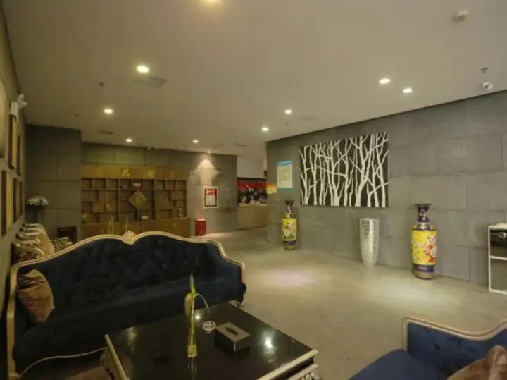 Каили: Kaili Yudu Hotel (Wanbo Plaza)