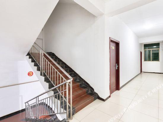 Huixiang Hotel (Haikou High-speed railway East station Wuyue Plaza store) — фото 2