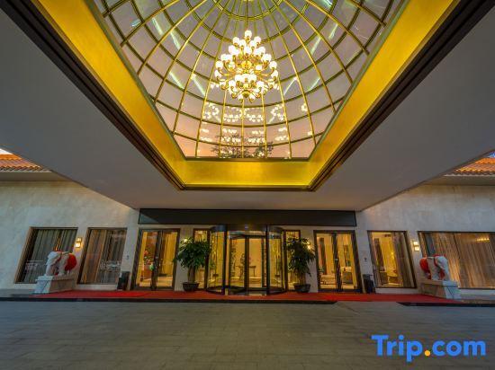 Цзиньюань: Jinjiang Metropolo Hotel Qingyuan Yingbinguan Branch