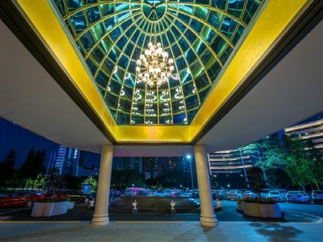 Цзиньюань: Jinjiang Metropolo Hotel Qingyuan Yingbinguan Branch