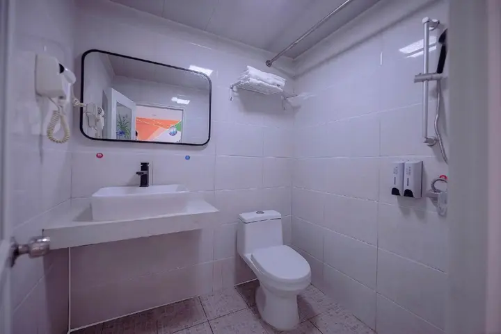Наньнин: Xizhan Express Hotel