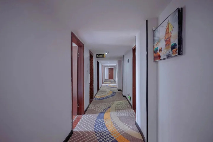 Наньнин: Xizhan Express Hotel