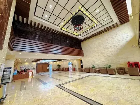 Байшань: Changbai Mountain Pool West Wanda Yuehua loft Hotel