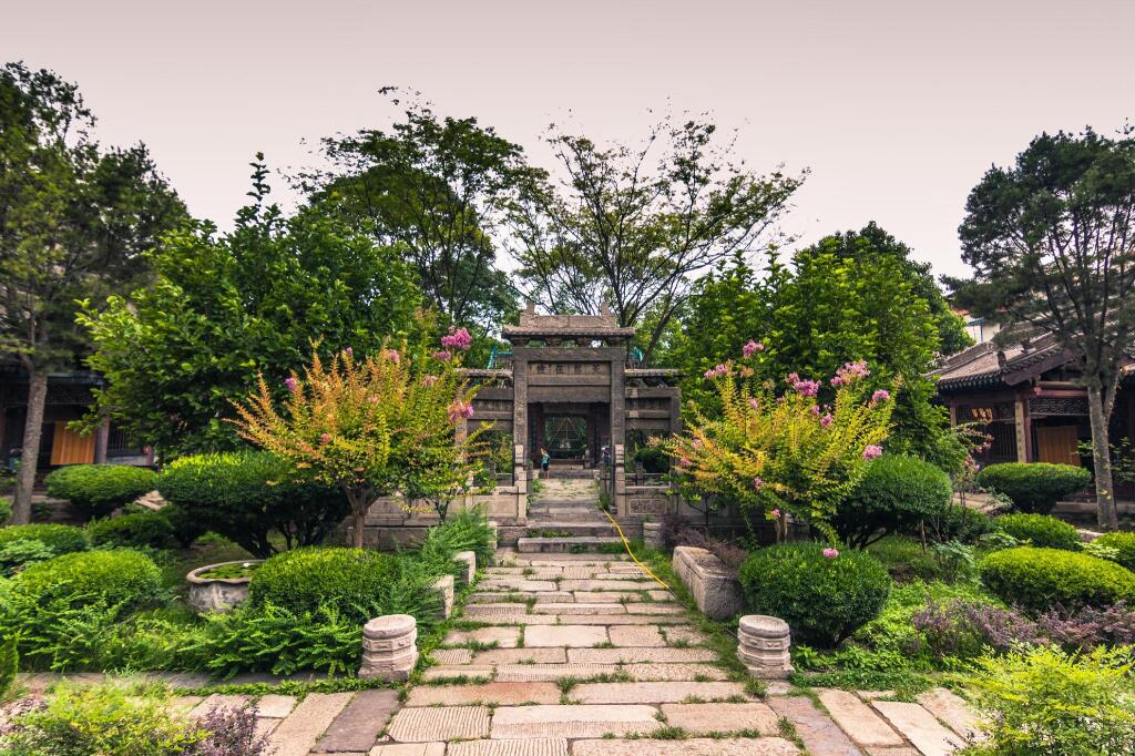 Чунцин: IU Hotel Chongqing Longtou Temple North Railway Station