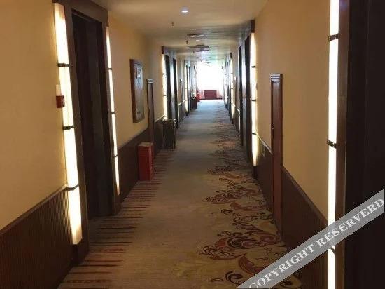 Чунцин: Yunchun Shiji Hotel