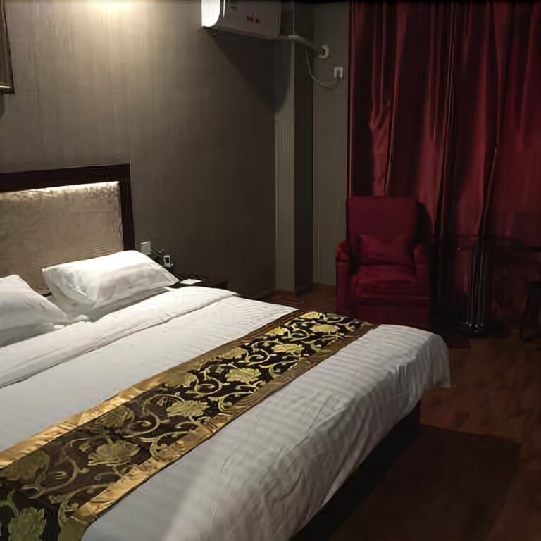 Наньчан: Mingdu Giand Hotel