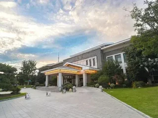 Цзинин: Ze Lin Hill-view Hotel