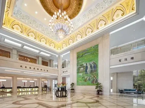 Цзинин: Ze Lin Hill-view Hotel