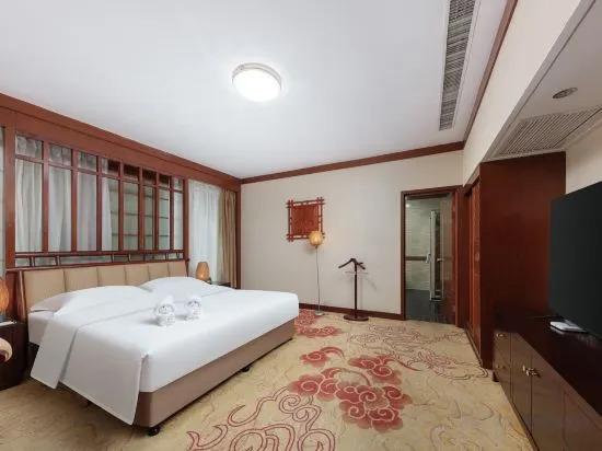 Цзинин: Ze Lin Hill-view Hotel