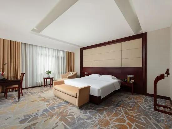 Цзинин: Ze Lin Hill-view Hotel