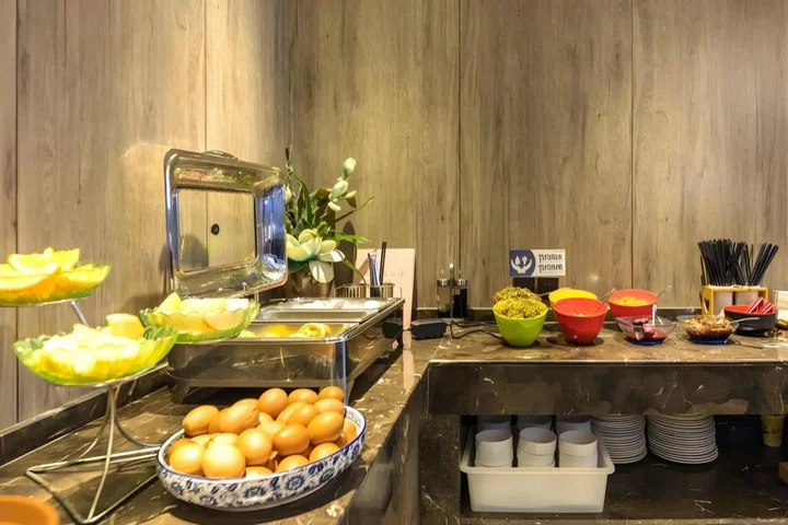 Яньчэн: Home Inn Neo (Dafeng Renmin South Road Mingdu Pedestrian Street Branch)