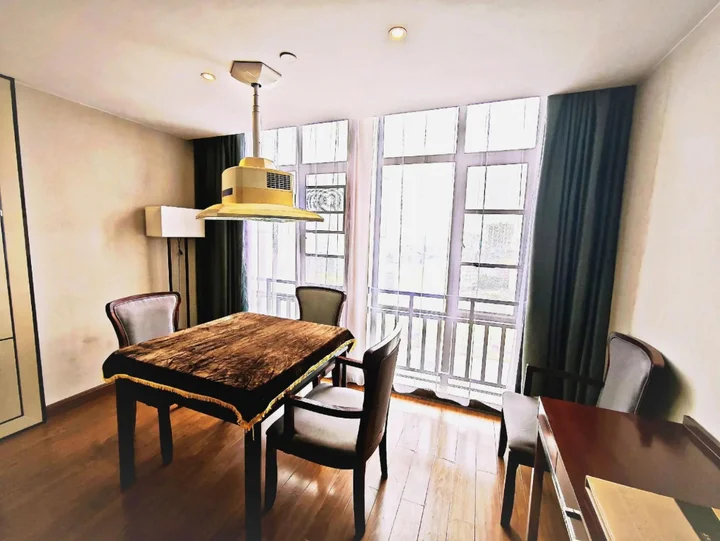 Джин-Чжоу: Zhengda International Hotel